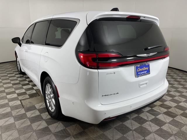 new 2025 Chrysler Pacifica car, priced at $38,900