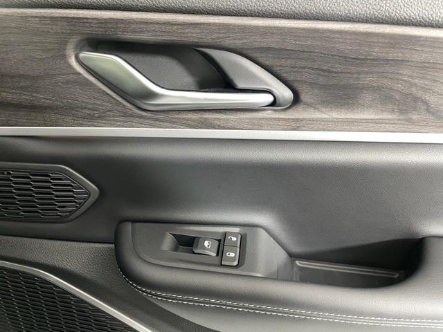 new 2025 Jeep Grand Cherokee L car, priced at $44,900