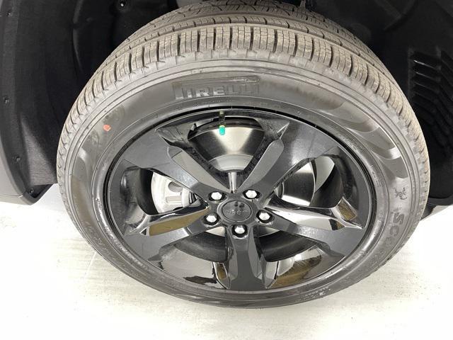 new 2025 Jeep Grand Cherokee L car, priced at $44,900