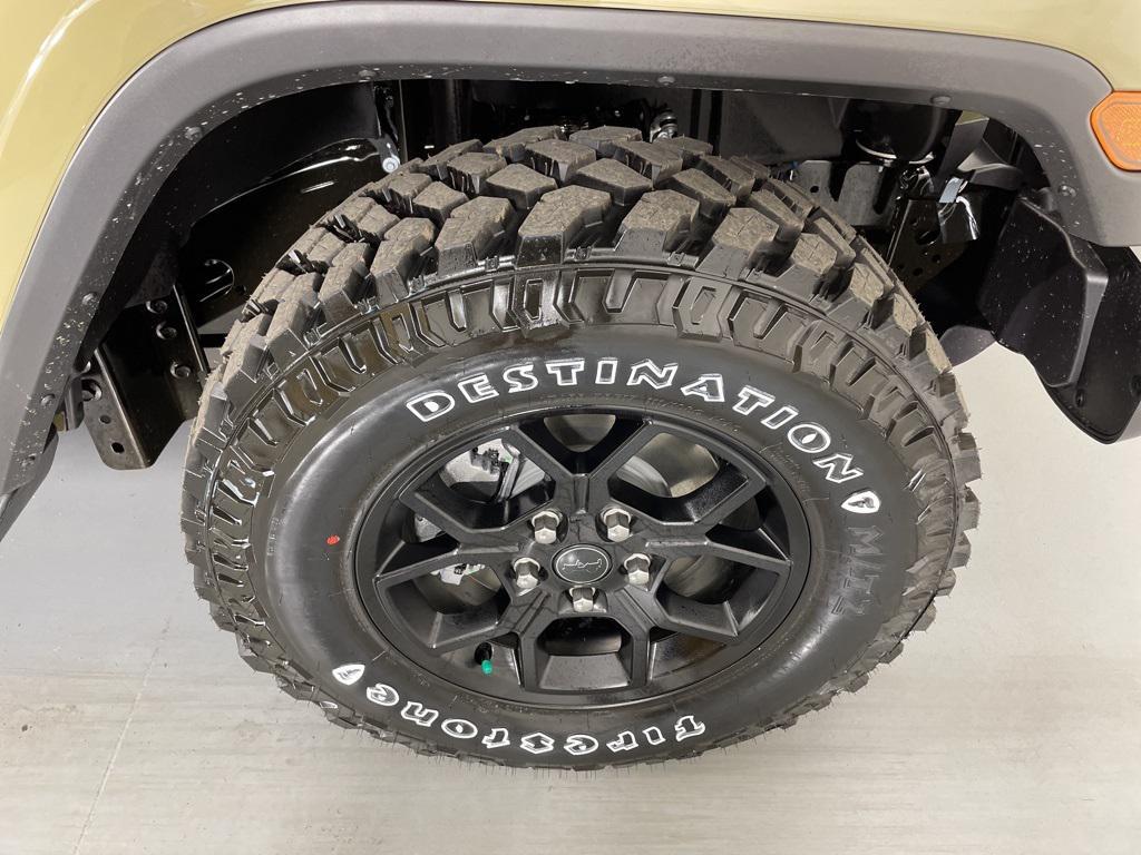 new 2025 Jeep Gladiator car, priced at $44,900