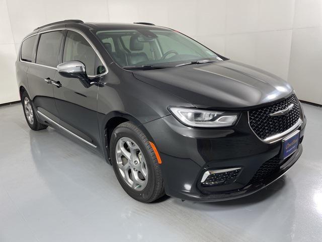 used 2023 Chrysler Pacifica car, priced at $24,900