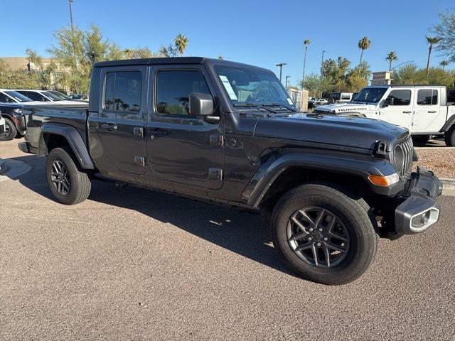 new 2024 Jeep Gladiator car, priced at $37,760