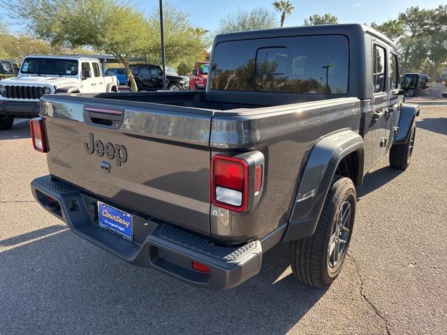 new 2024 Jeep Gladiator car, priced at $37,760