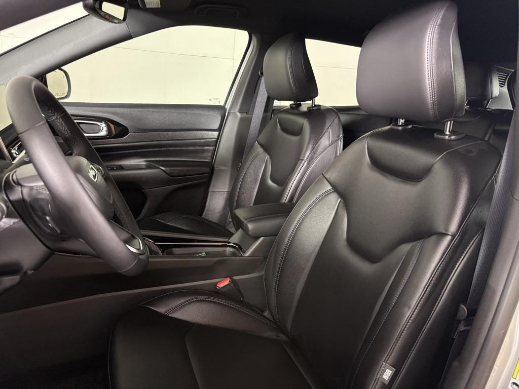 new 2026 Jeep Compass car, priced at $33,900