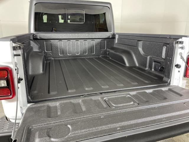 new 2025 Jeep Gladiator car, priced at $53,295