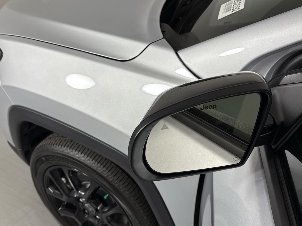 new 2026 Jeep Compass car, priced at $31,900