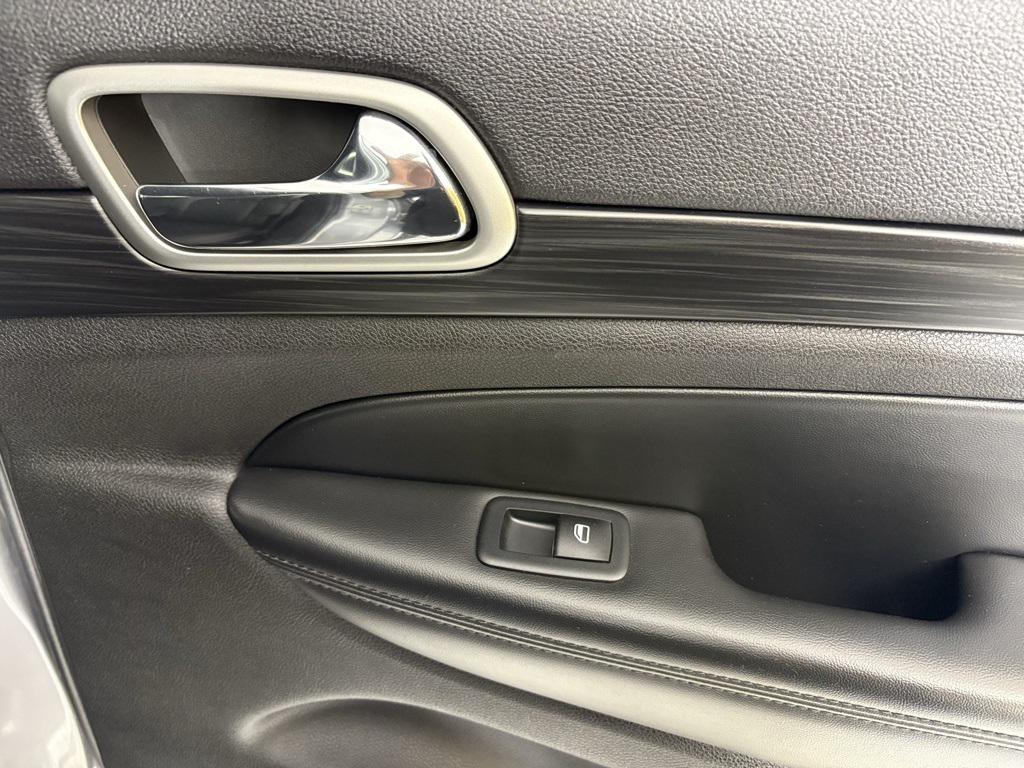 used 2020 Jeep Grand Cherokee car, priced at $21,800