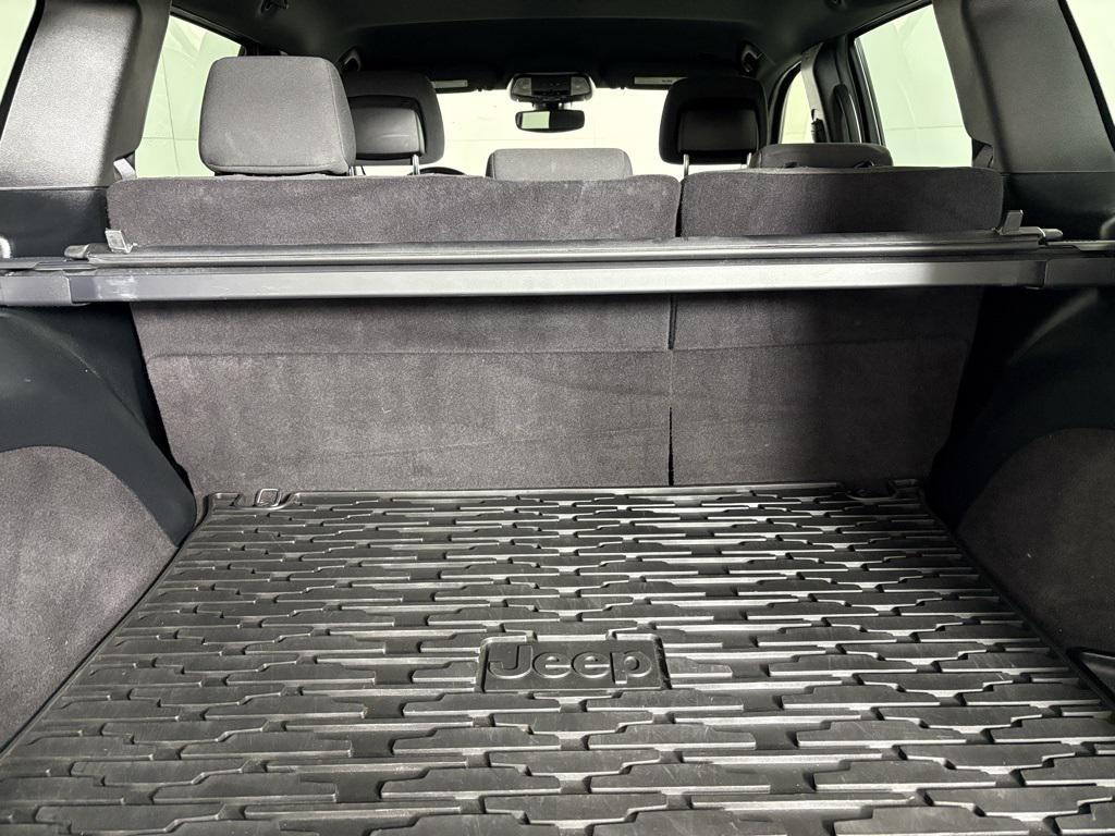 used 2020 Jeep Grand Cherokee car, priced at $21,800