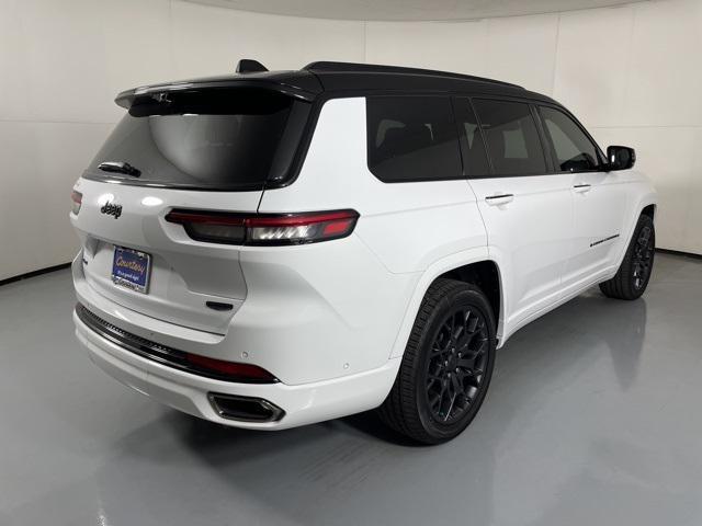 new 2025 Jeep Grand Cherokee L car, priced at $68,900