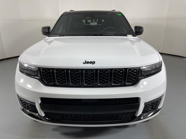 new 2025 Jeep Grand Cherokee L car, priced at $68,900