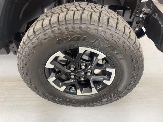 new 2025 Jeep Gladiator car, priced at $44,900