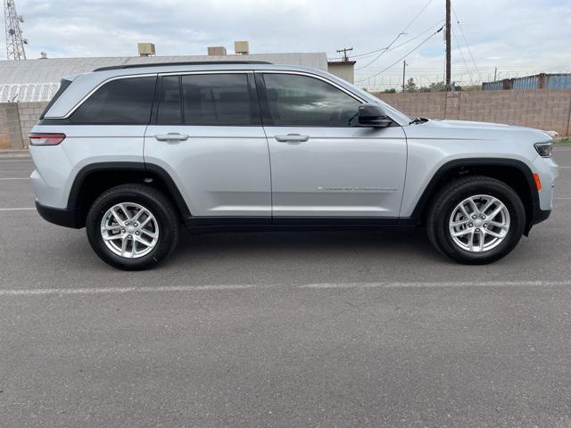 new 2025 Jeep Grand Cherokee car, priced at $38,053
