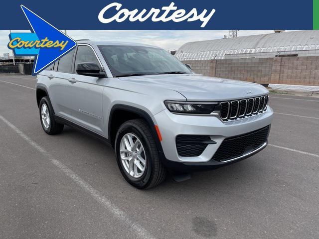 new 2025 Jeep Grand Cherokee car, priced at $38,053