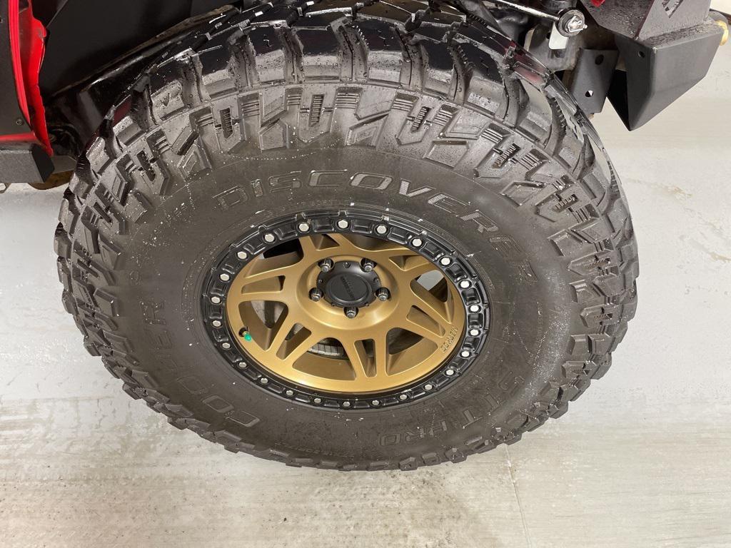 used 2015 Jeep Wrangler Unlimited car, priced at $19,900