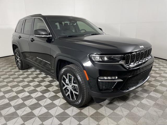 new 2025 Jeep Grand Cherokee car, priced at $46,900