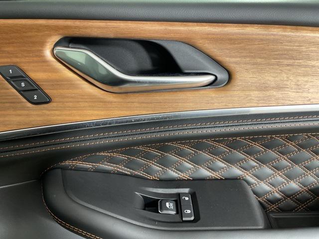 new 2025 Jeep Grand Cherokee L car, priced at $69,970