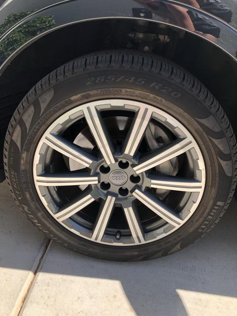used 2017 Audi Q7 car, priced at $18,000