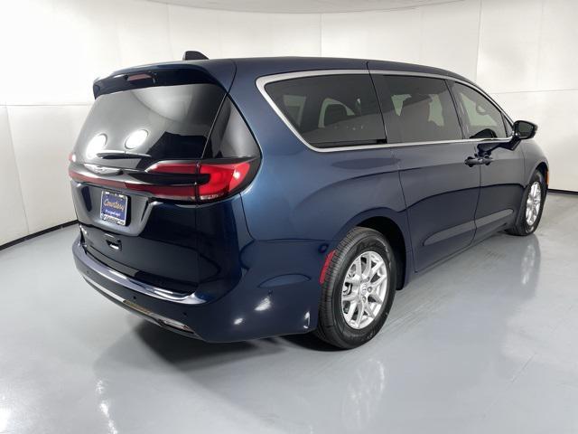 new 2025 Chrysler Pacifica car, priced at $39,900