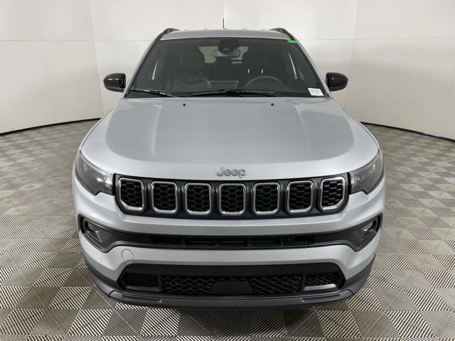 new 2025 Jeep Compass car, priced at $29,360