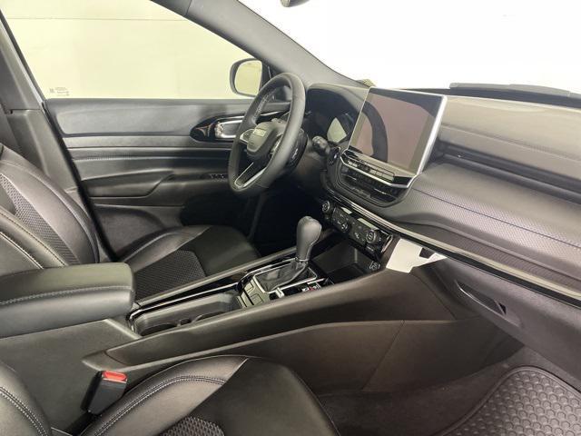 new 2026 Jeep Compass car, priced at $30,900