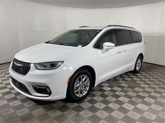used 2021 Chrysler Pacifica car, priced at $21,000