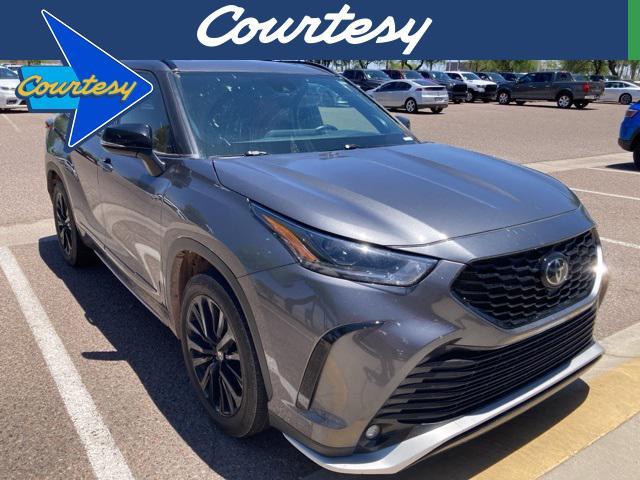 used 2023 Toyota Highlander car, priced at $36,500