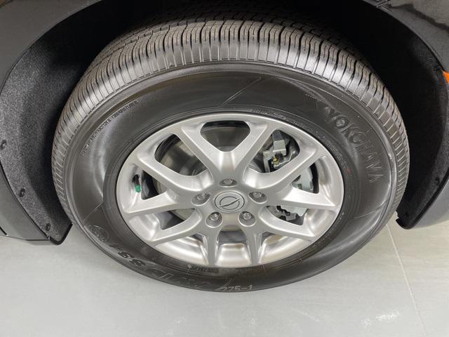 new 2025 Chrysler Pacifica car, priced at $36,720