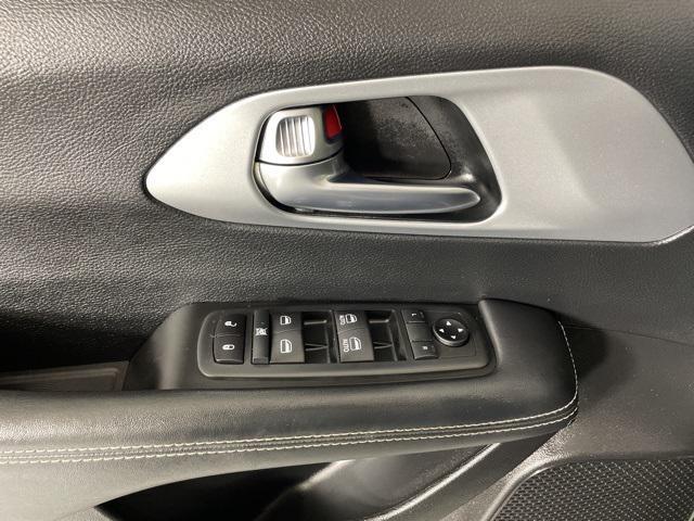 used 2020 Chrysler Pacifica car, priced at $18,200