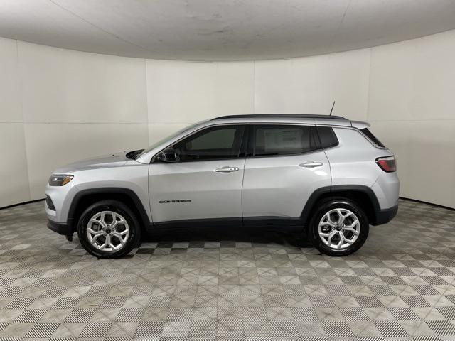 new 2025 Jeep Compass car, priced at $28,001