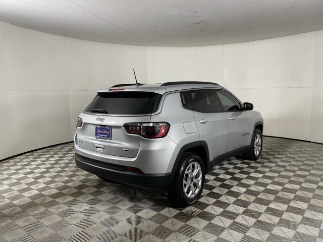 new 2025 Jeep Compass car, priced at $28,001