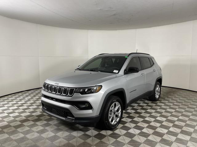 new 2025 Jeep Compass car, priced at $28,001