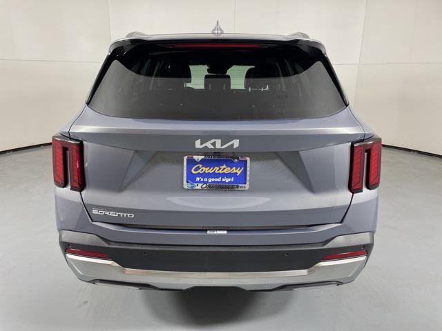 used 2024 Kia Sorento car, priced at $27,500