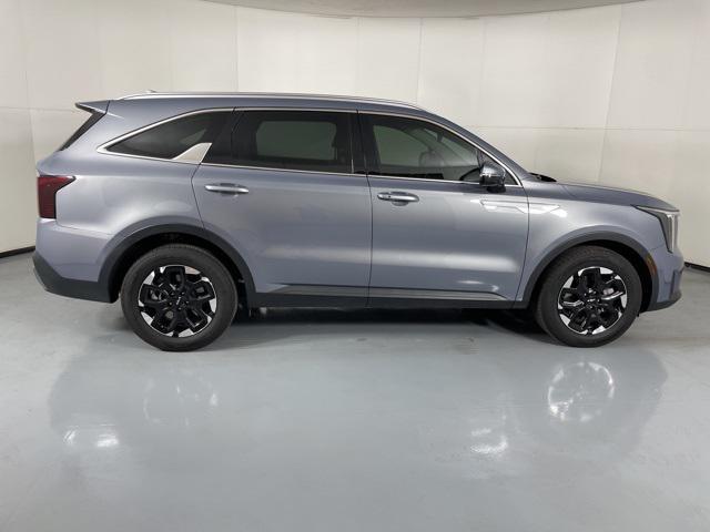 used 2024 Kia Sorento car, priced at $27,500