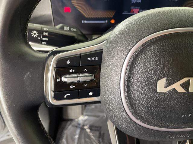 used 2024 Kia Sorento car, priced at $27,500