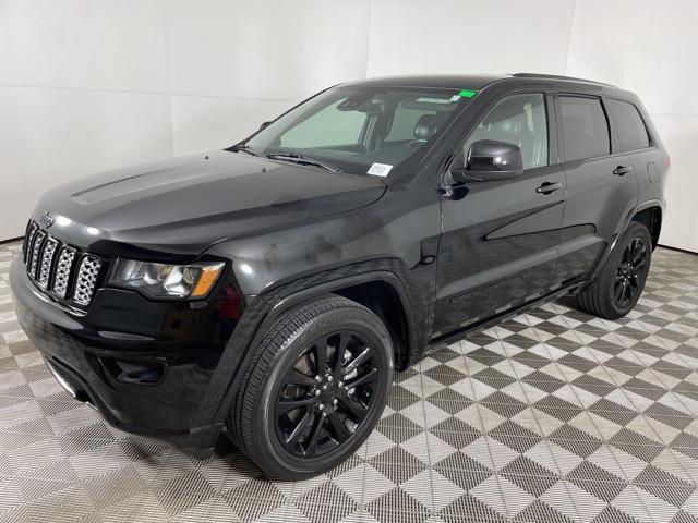 used 2022 Jeep Grand Cherokee car, priced at $27,900