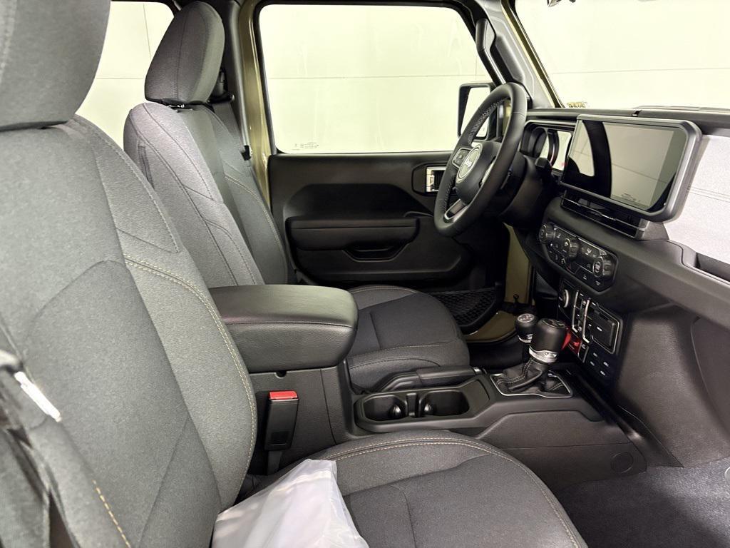 new 2026 Jeep Wrangler car, priced at $48,900