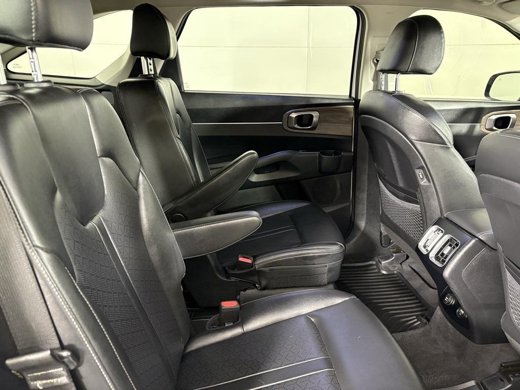 used 2022 Kia Sorento car, priced at $20,800