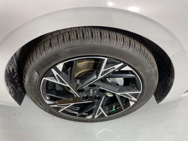 used 2025 Kia K5 car, priced at $28,500