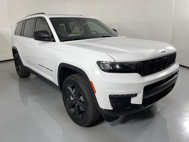 new 2025 Jeep Grand Cherokee L car, priced at $51,900