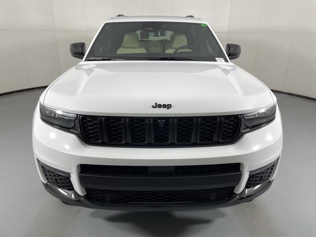 new 2025 Jeep Grand Cherokee L car, priced at $51,900