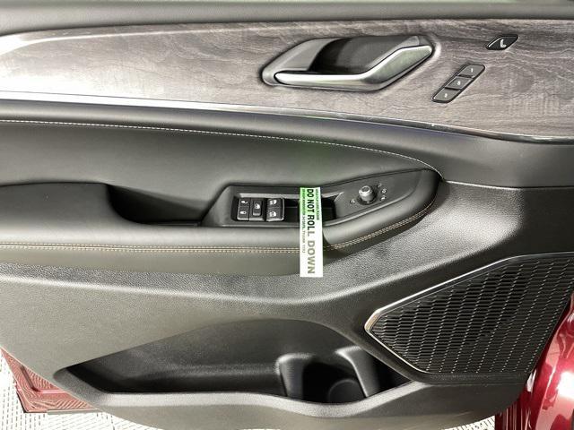 new 2025 Jeep Grand Cherokee car, priced at $59,846