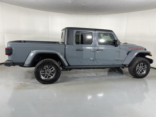 new 2025 Jeep Gladiator car, priced at $47,900