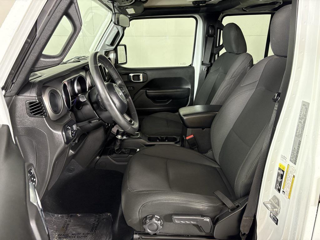 used 2023 Jeep Gladiator car, priced at $25,900