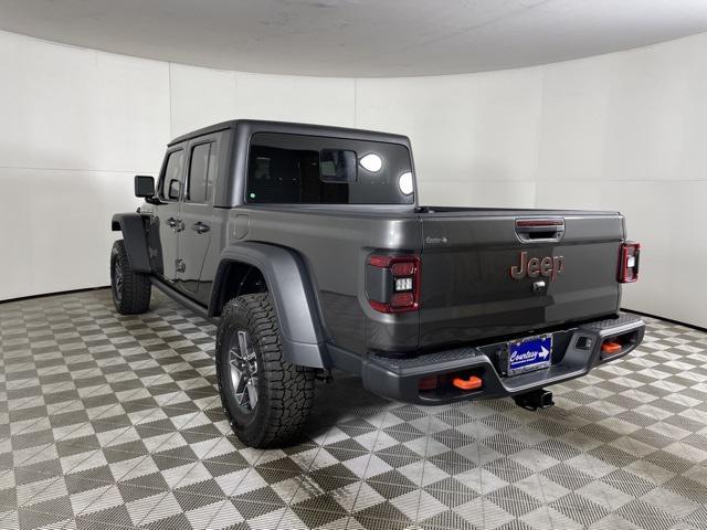 new 2024 Jeep Gladiator car, priced at $47,406