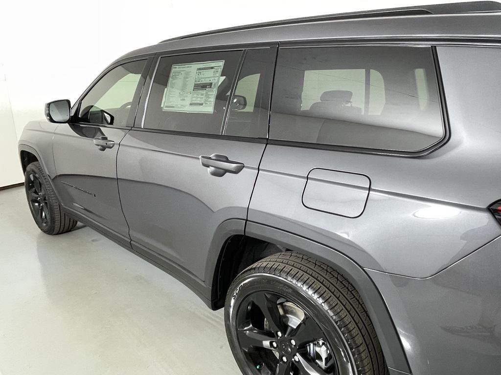 new 2025 Jeep Grand Cherokee L car, priced at $48,900
