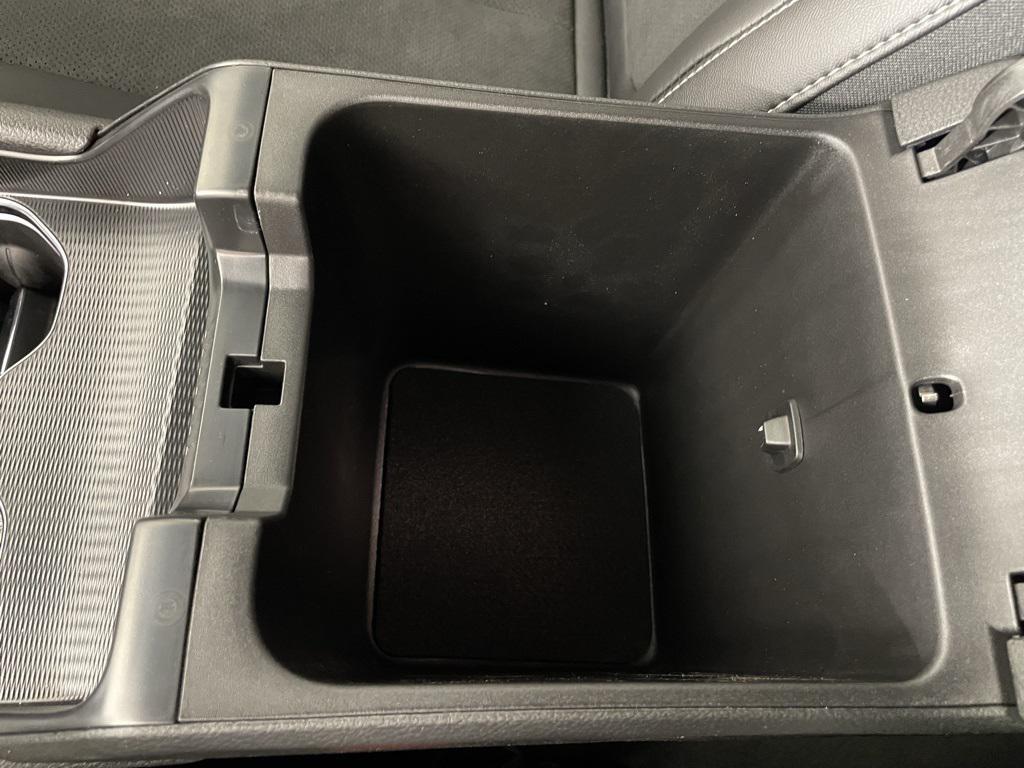 new 2025 Jeep Grand Cherokee car, priced at $36,900