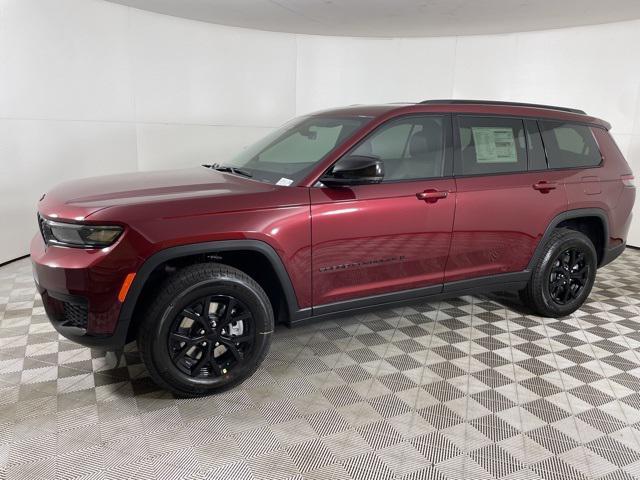 new 2025 Jeep Grand Cherokee L car, priced at $45,001