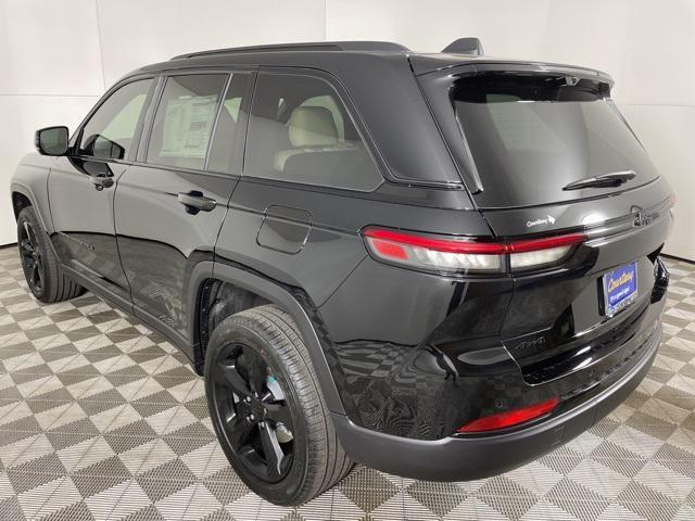 new 2025 Jeep Grand Cherokee car, priced at $55,730