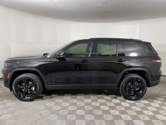 new 2025 Jeep Grand Cherokee car, priced at $55,730