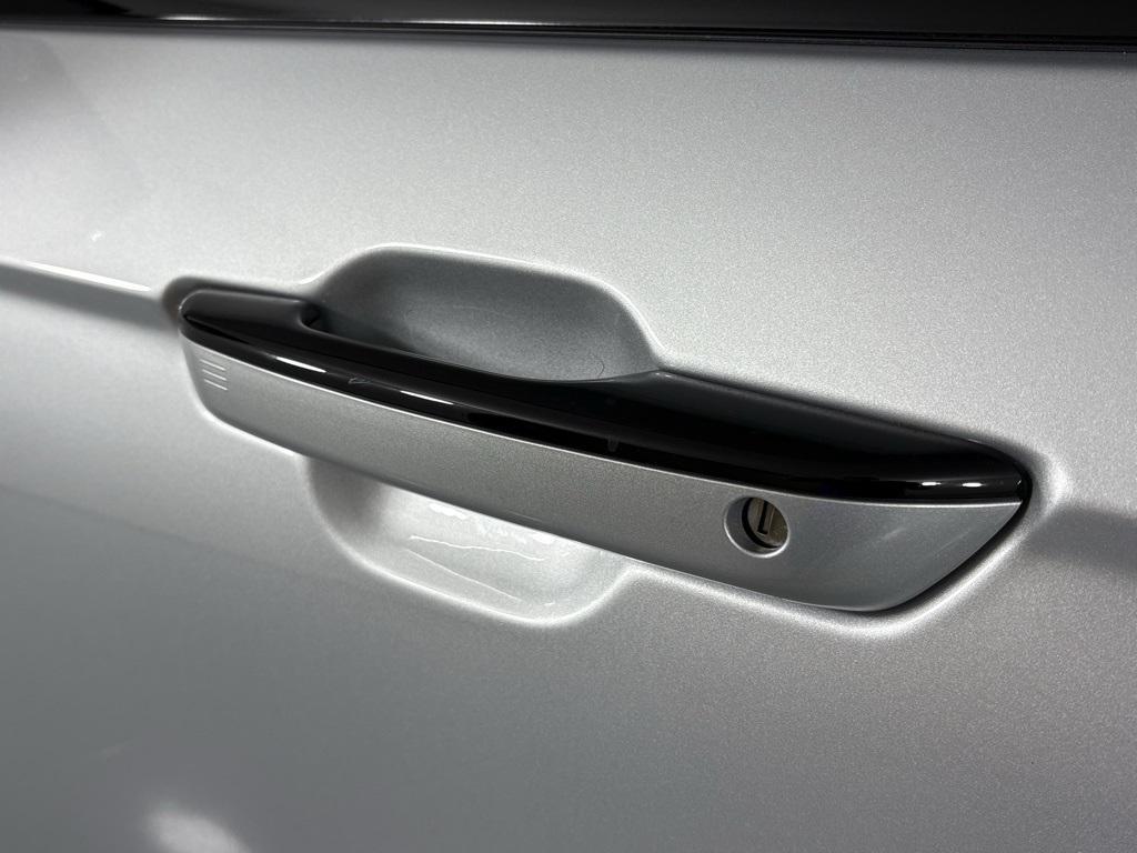 new 2025 Jeep Grand Cherokee L car, priced at $68,900